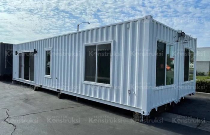 kantor sementara dari container