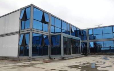 Kantor Prefabrikasi dari Sandwich Panel dan Container Modifikasi